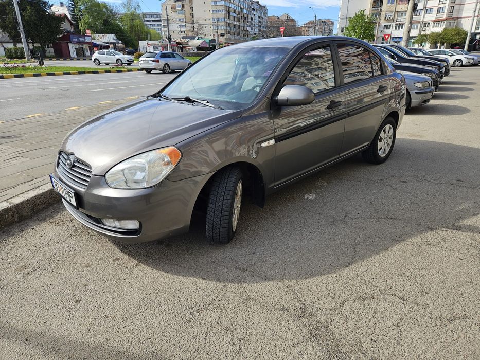 Hyundai accent 2008