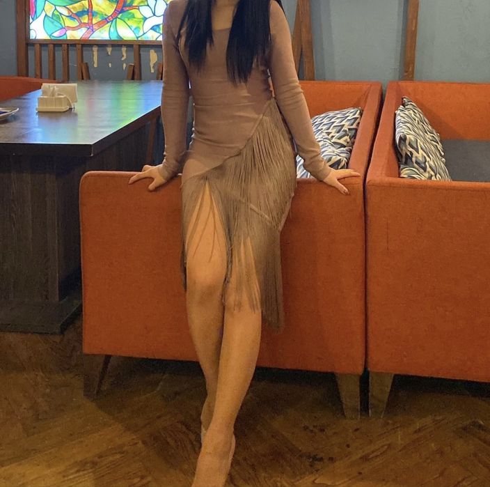 Продам платье коктейльное