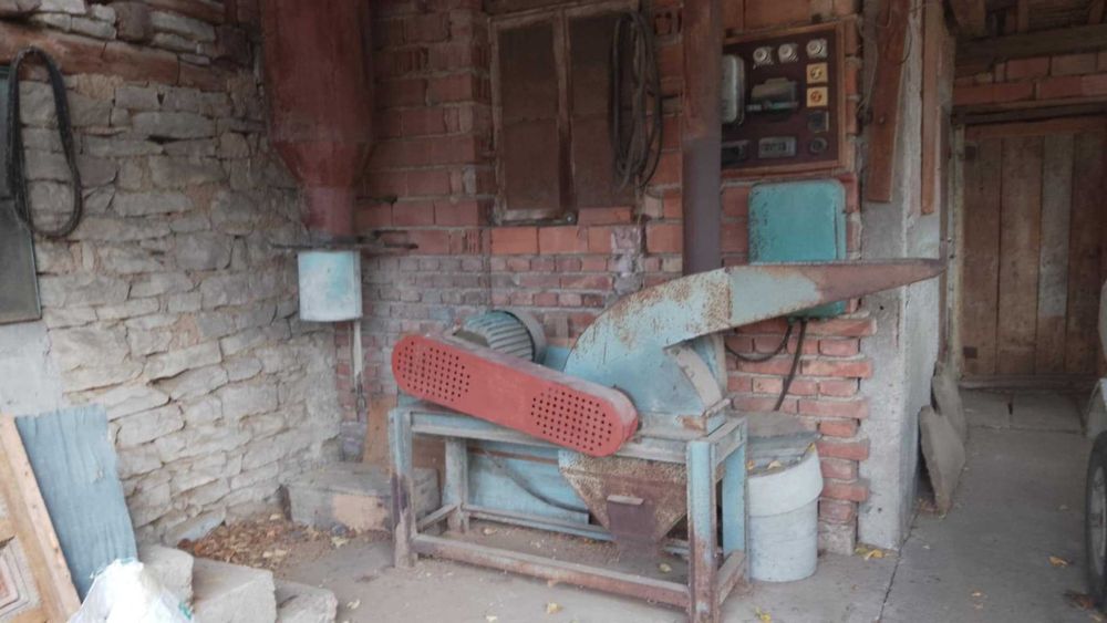 Фуражомелка за концентриран и груб фураж