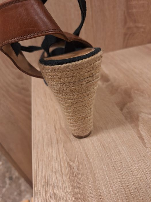 Сандали на платформа Armani Jeans