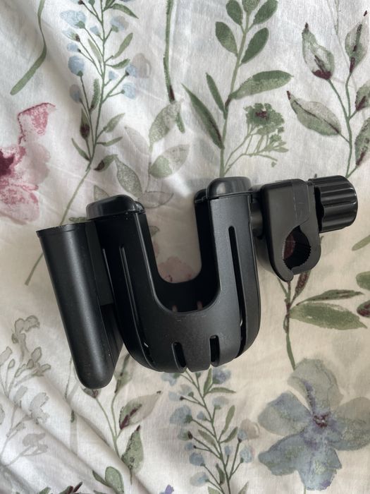 Поставка бяла и черна за чаша и телефон за колело или детска количка