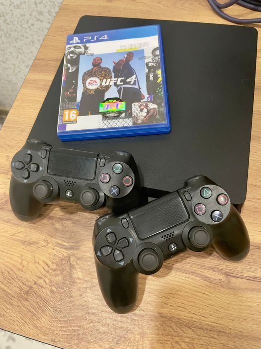 PS4 Slim 1TB с играми и 2 геймпадами полный комплект