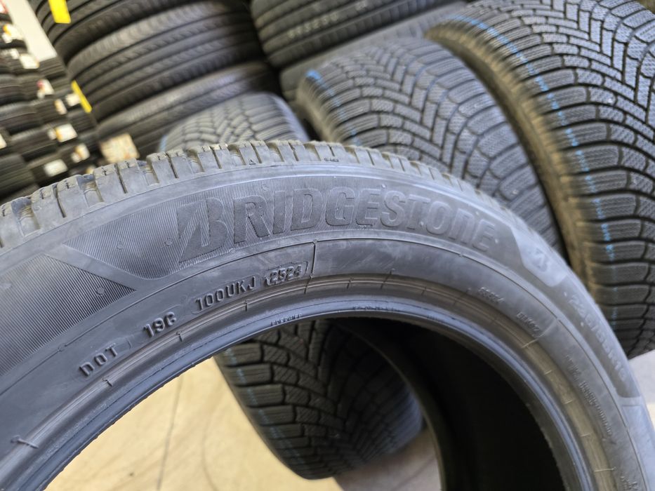 235/55/19 BRIDGESTONE 4бр