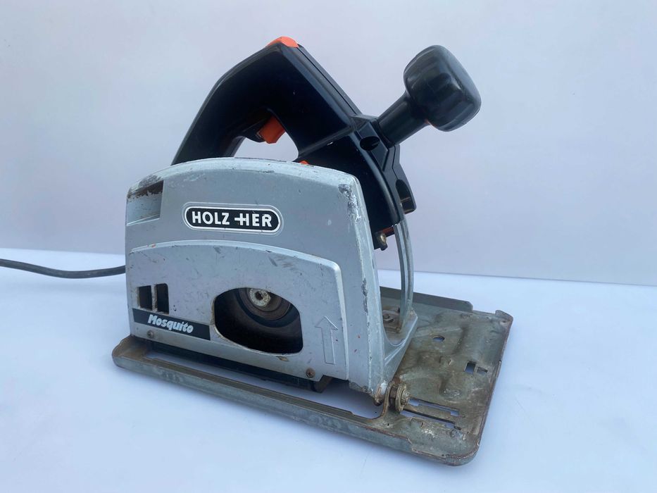 HOLZ-HER Mosquito - Потапящ циркуляр!