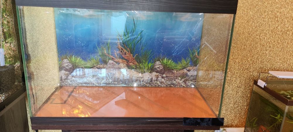 Аквариум с тумбой 65 литров