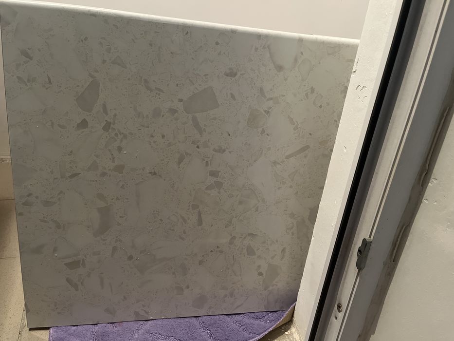 Продам столешницы 2 шт, 60*60