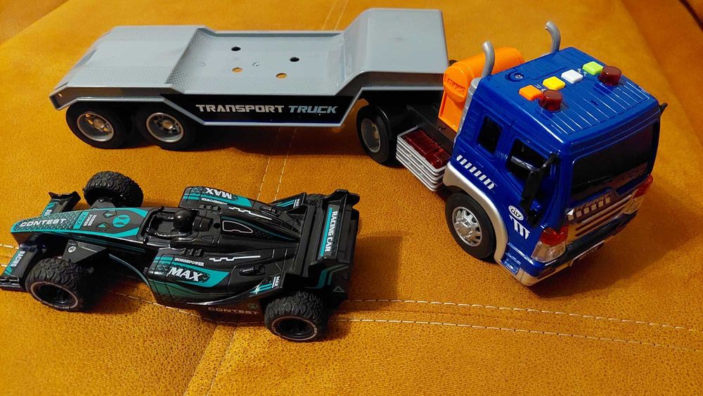 Camion Formula 1 cu trailer si monopost