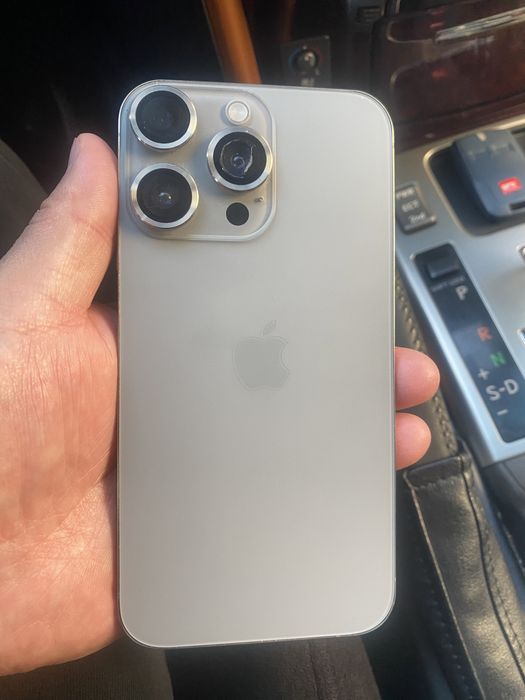 Айфон 15 про продам