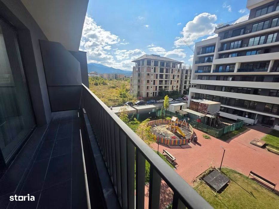 Inchiriez 2 camere tip studio cu parcare langa Coresi