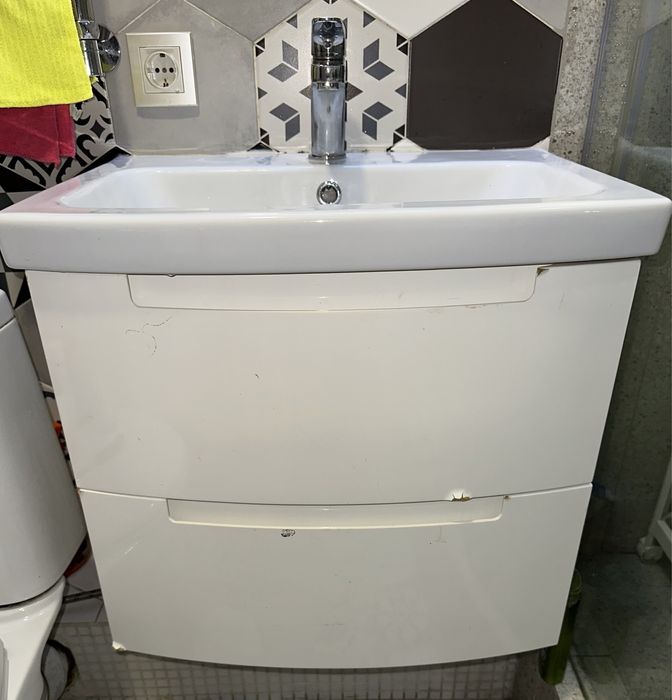 Тумба с раковиной на 60