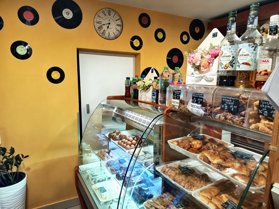 Продавам бизнес пекарна / сладкарница в центъра на София