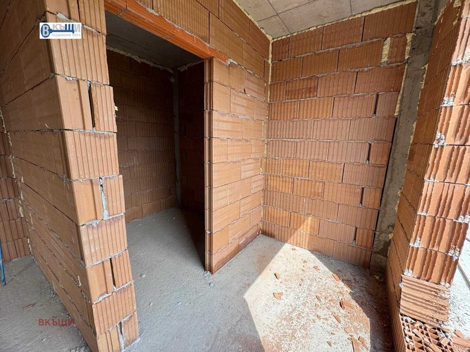 Продава се Двустаен апартамент в Велико Търново, Бузлуджа - 58 кв.м за 1200 €/кв.м - Снимка #3