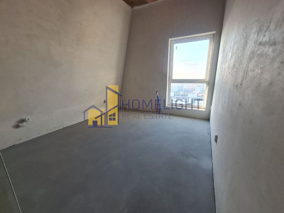 Четиристаен апартамент в кв. Люлин 2