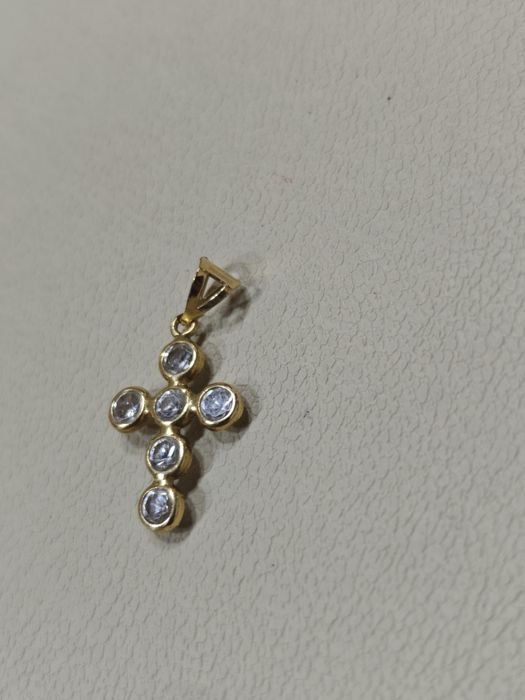Cruciuliță aur 18k 1.41gr (r)