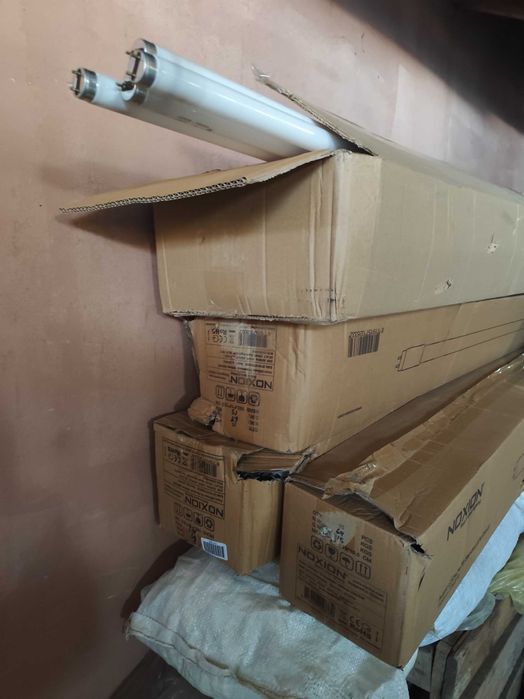 Tuburi de lumina. Neon 150 cm