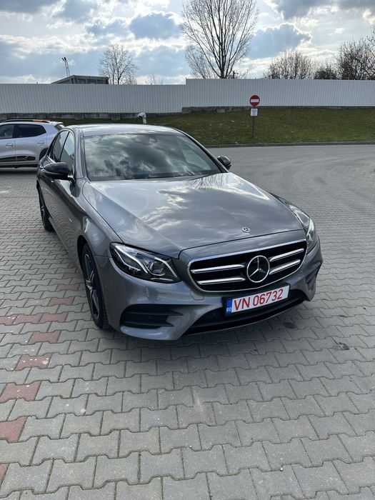 Mercedes-Benz E300de