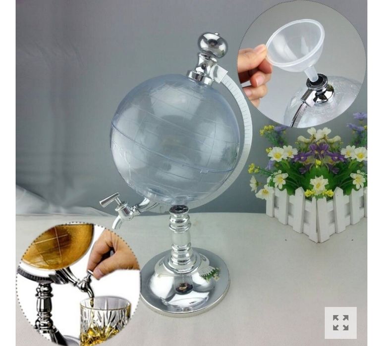 Диспенсър за напитки с форма на глобус