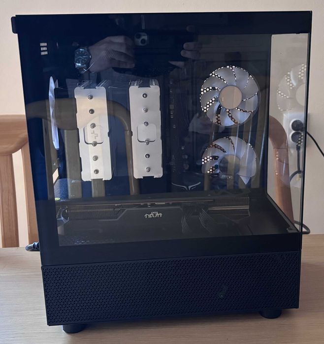 Компютър за игри Ryzen 5 7600X / Nvidia RTX 2080ti / 32GB RAM
