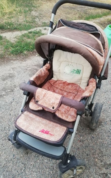 Каляска, коляска, колиаска, калиаска.