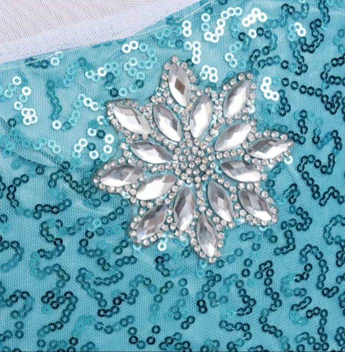 НОВО!Разкошна-лукс рокля на Елза с дълъг шлейф + подарък КОРОНКА