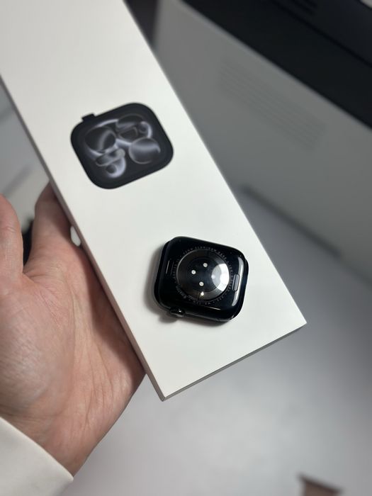 Apple Watch 11th gen 42mm