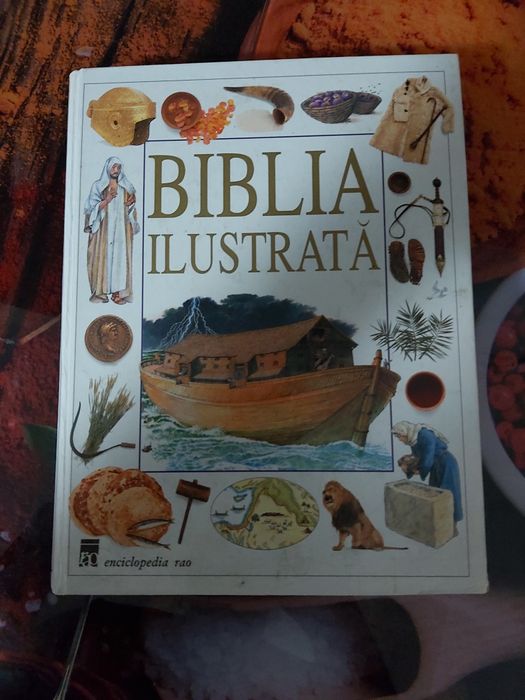 Biblia ilustrata. Carte.