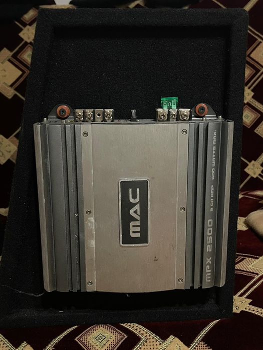 Vând subwoofer dibeisi cu stație MAC 600w