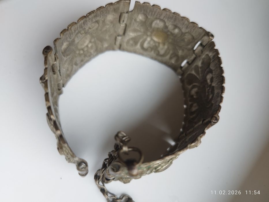 Възрожденска  сребърна гривна