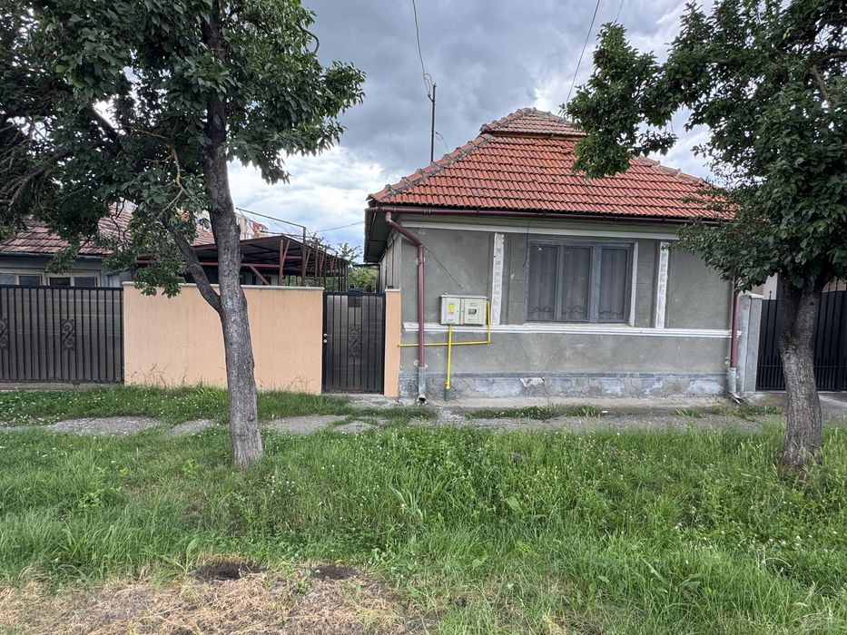 Casa de vanzare
