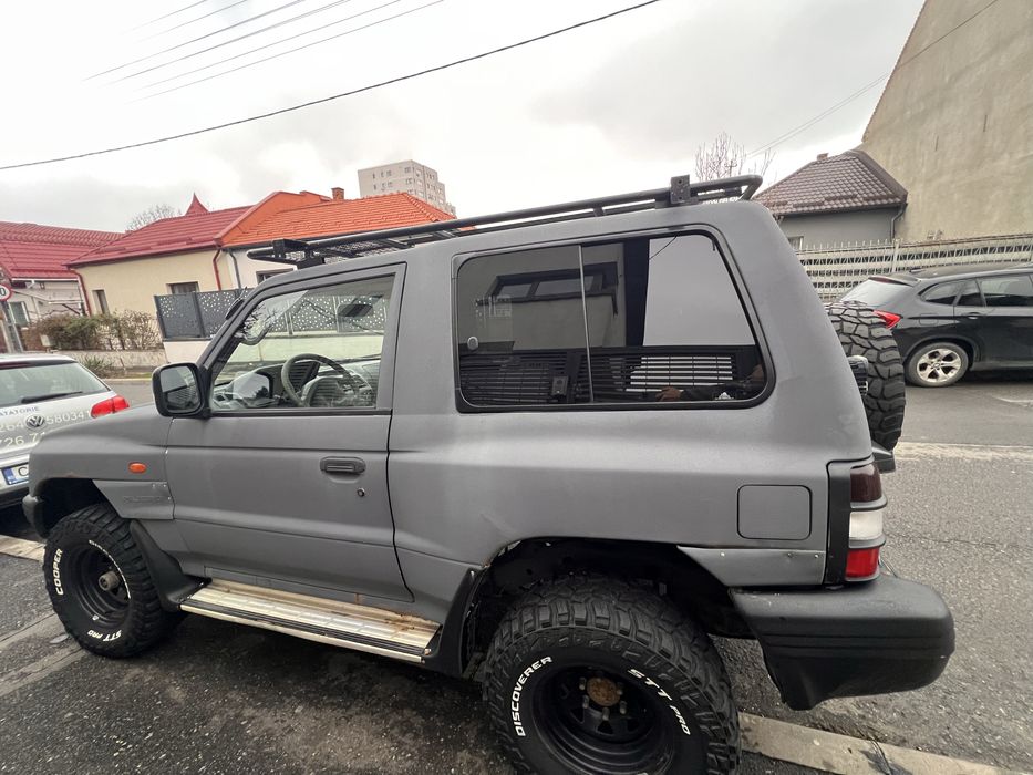 Vand mitsubishi pajero 2.5 4x4