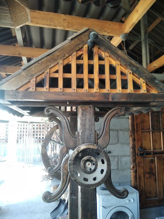 Декоративный колодец