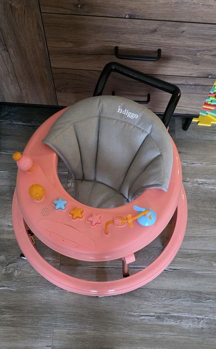 Vand mergator bebe 3-in-1 ca nou