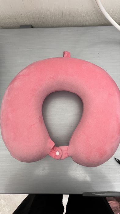 Подушка для самолета в иделаьном состянии