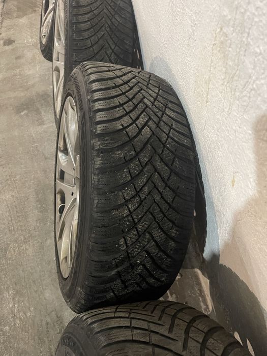 Vand set jante roti originale BMW X1 iarna 225 50 17 5x120 dot2024