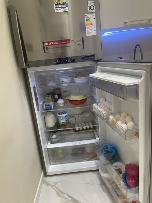 Продаю холодильник