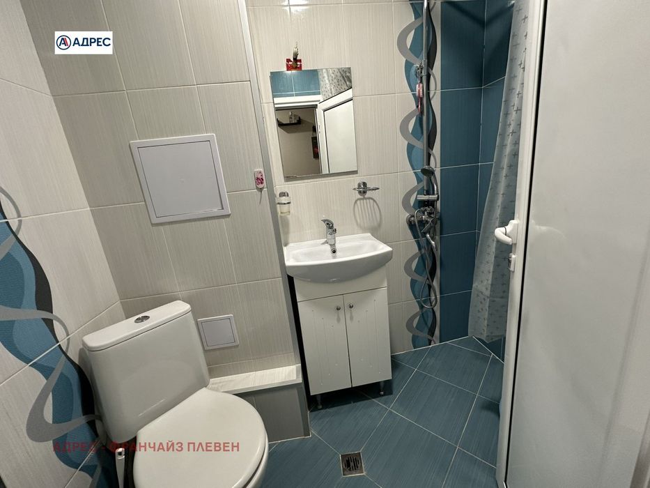 Продава се Тристаен апартамент в Плевен, Сторгозия - 70 кв.м за 1715 €/кв.м - Снимка #6