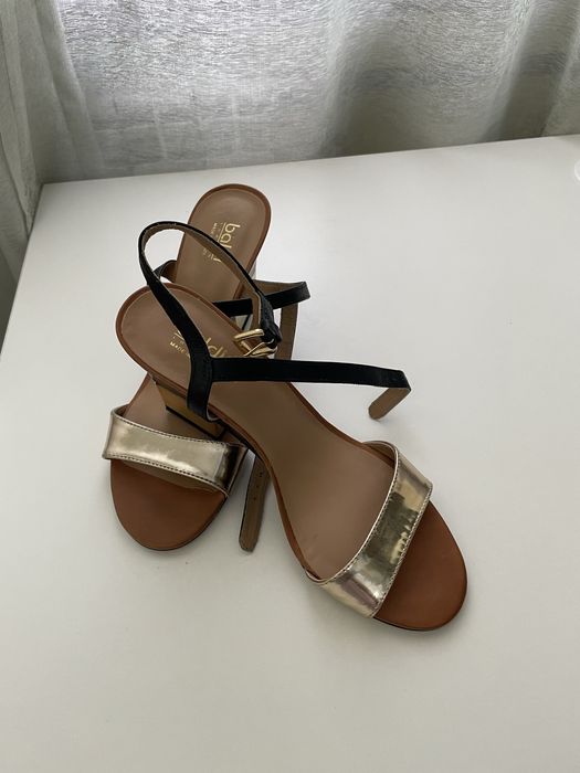 Продаю хорошие туфли