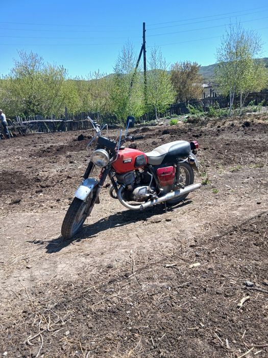 Продам иж планета 4