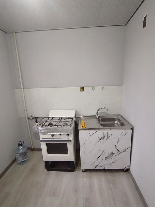 Чирчик ш. 4 м/н Нептун 1х/4/4 янги ремонт пустой