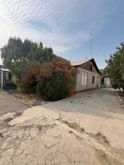 Срочно. Чилонзор 6,7 соту Ховли,ер хисобида.