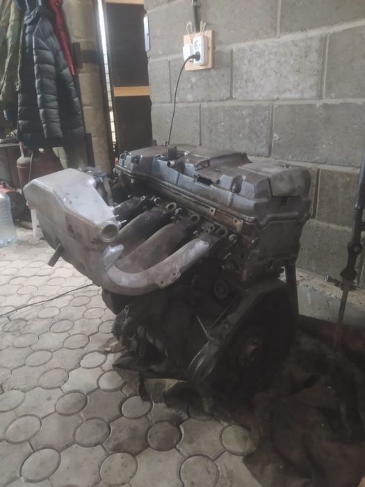 Mercedes Мотор m111  1.8