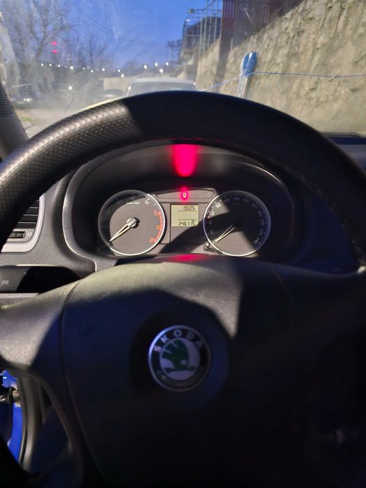 SKODA Fabia 2009 — imagine 3