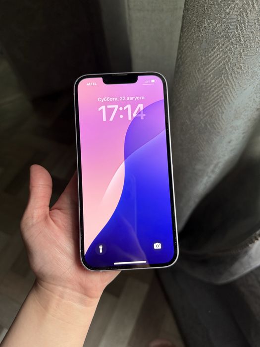 Продам Iphone 14