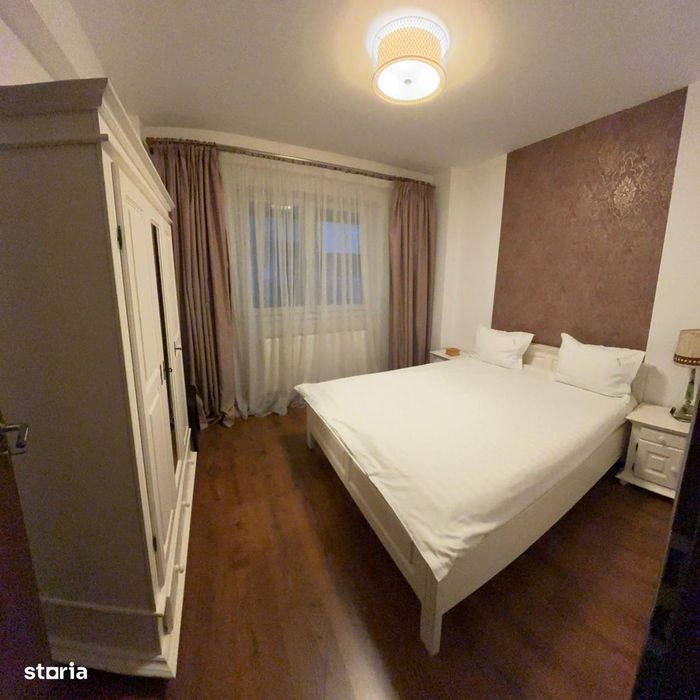 Apartament 3 camere curte proprie cadastrata 280 mp