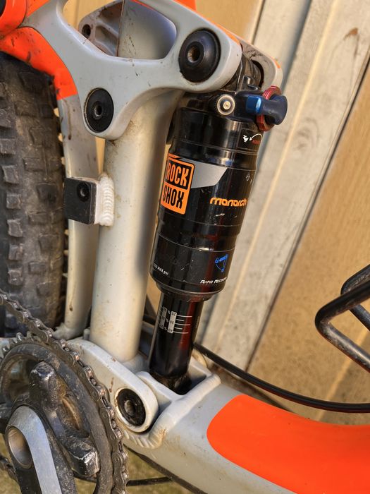 Bicicleta Full suspension - Giant Reign