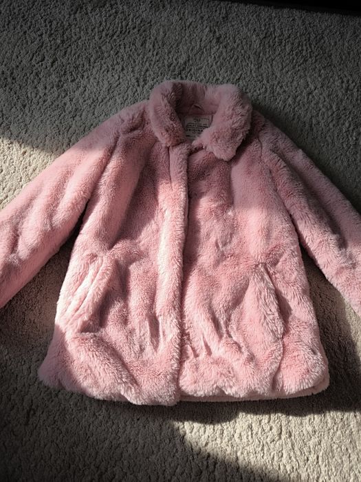 Продам женскую шубу