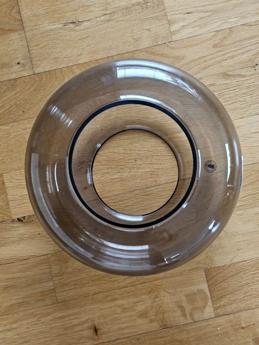 Vază nouă, Ikea, cu suport lemn