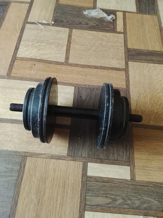 Продам   гантели