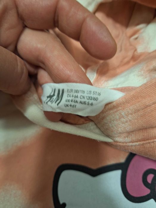 Lot hanorace H&M stare foarte bună mărimea 4-6 ani