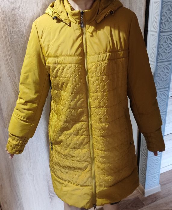 Продам куртку весна - осень